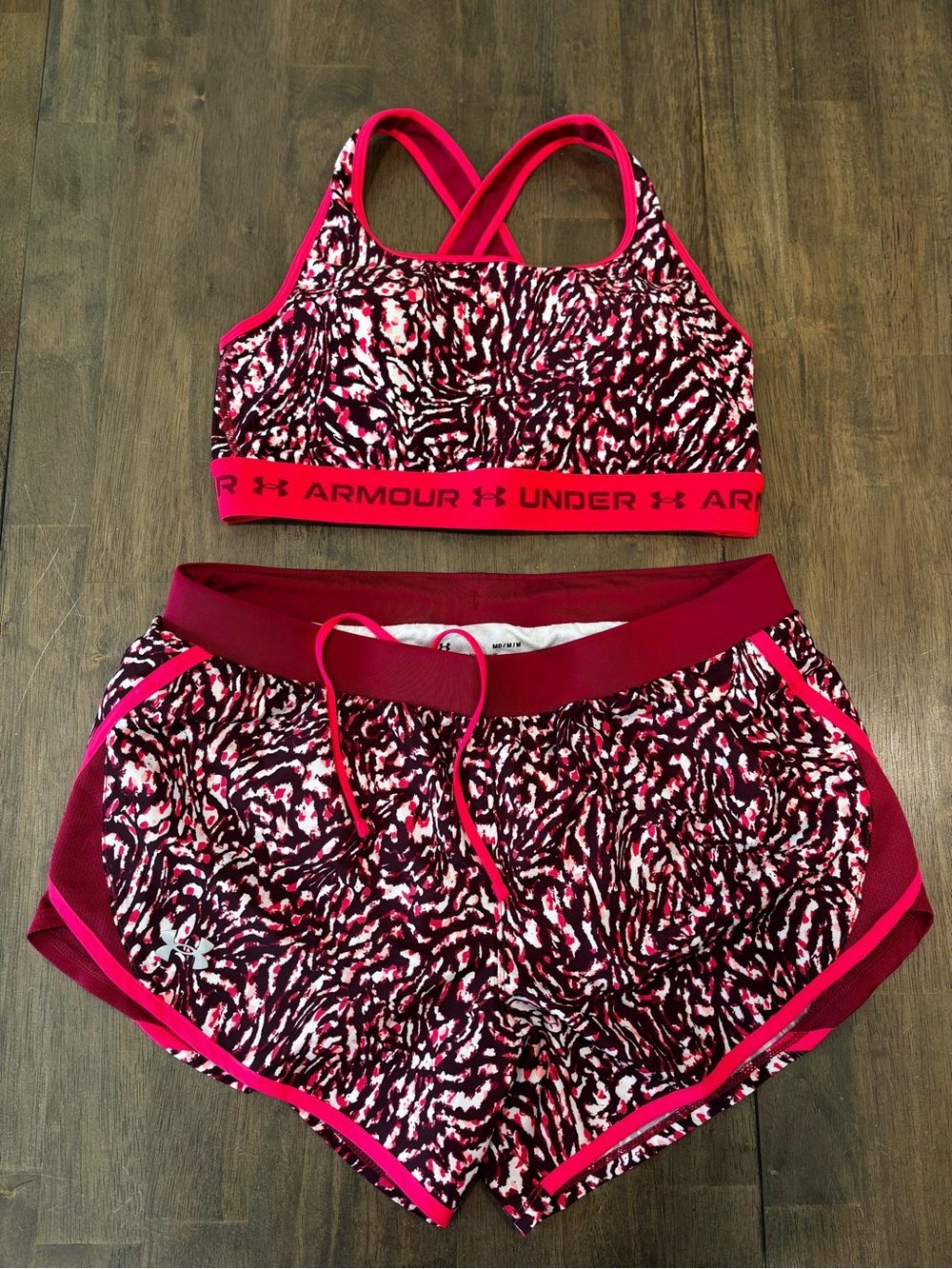 Under Armour Women’s Pink & Black Printed Sports Bra and Shorts Set
